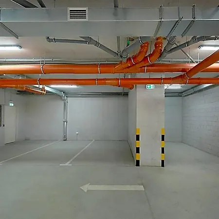 Garni Larimar 4* Podgorica